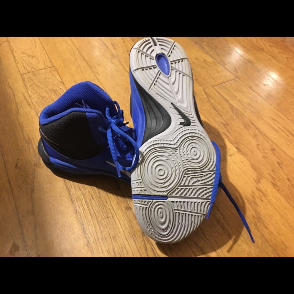 Men’s Nike basketball shoes